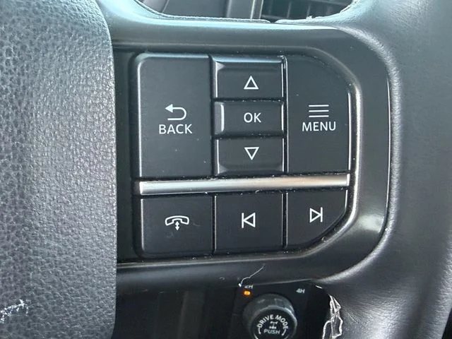 Used 2024 Black Metallic Ford XLT image 29