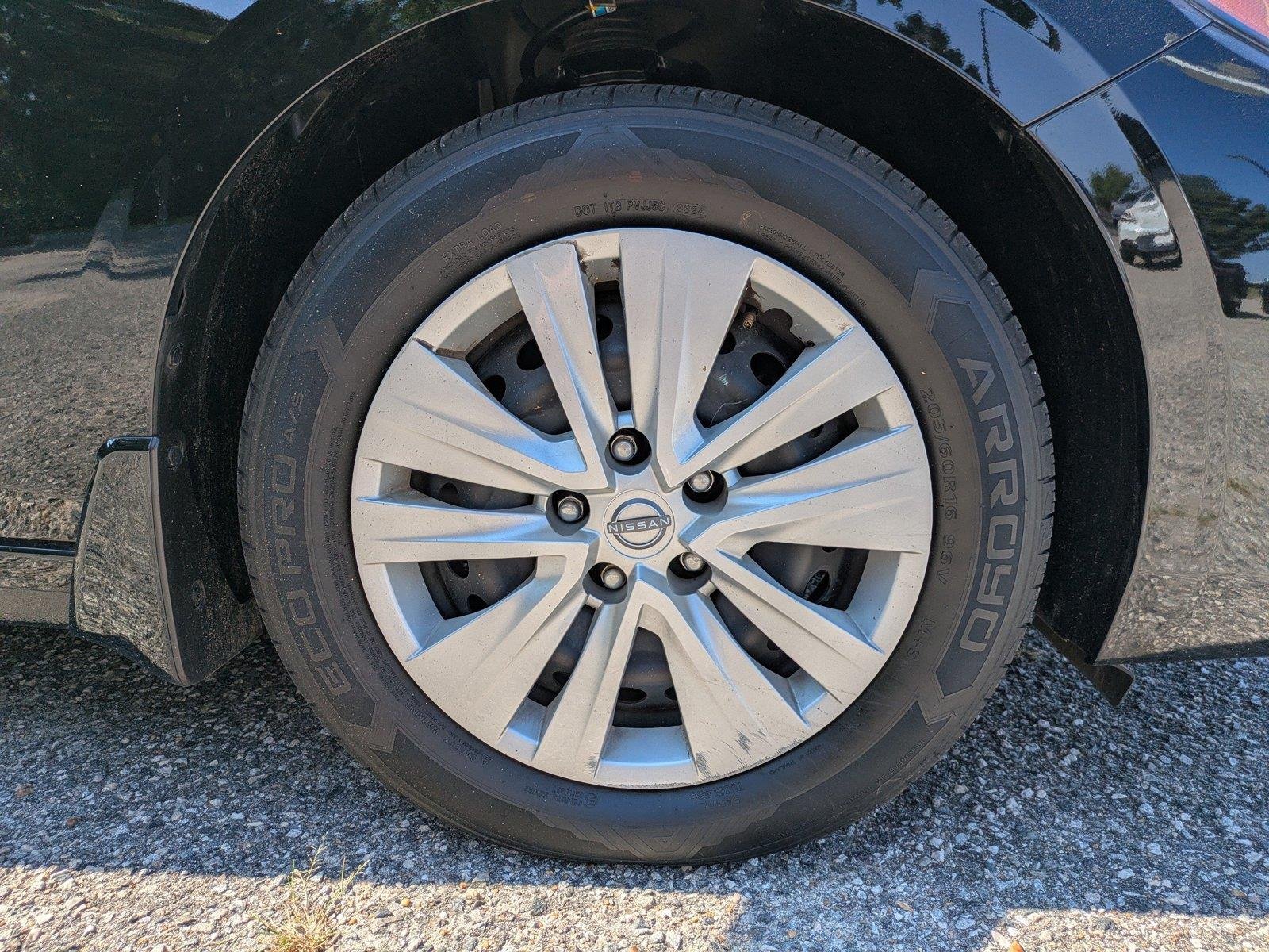Used 2025 Super Black Nissan S image 11
