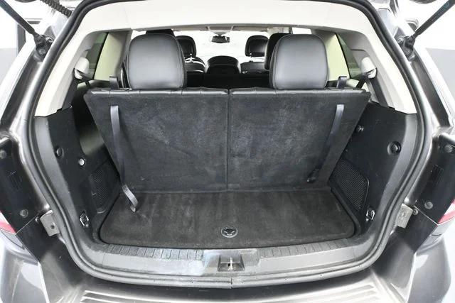 Used 2017 Gray Dodge Crossroad image 39