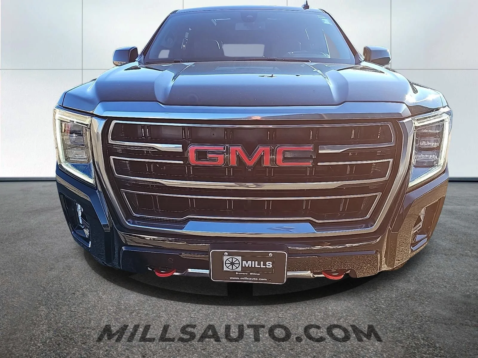 Used 2022 GMC Yukon AT4 with VIN 1GKS2CKDXNR108489 for sale in Brainerd, Minnesota