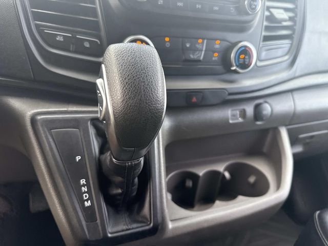 Used 2025 Oxford White Ford Base image 29