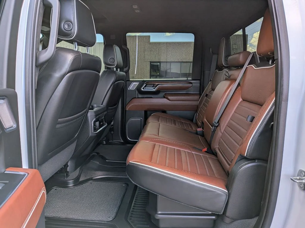 Used 2024 White Frost Tricoat GMC Denali Ultimate image 20