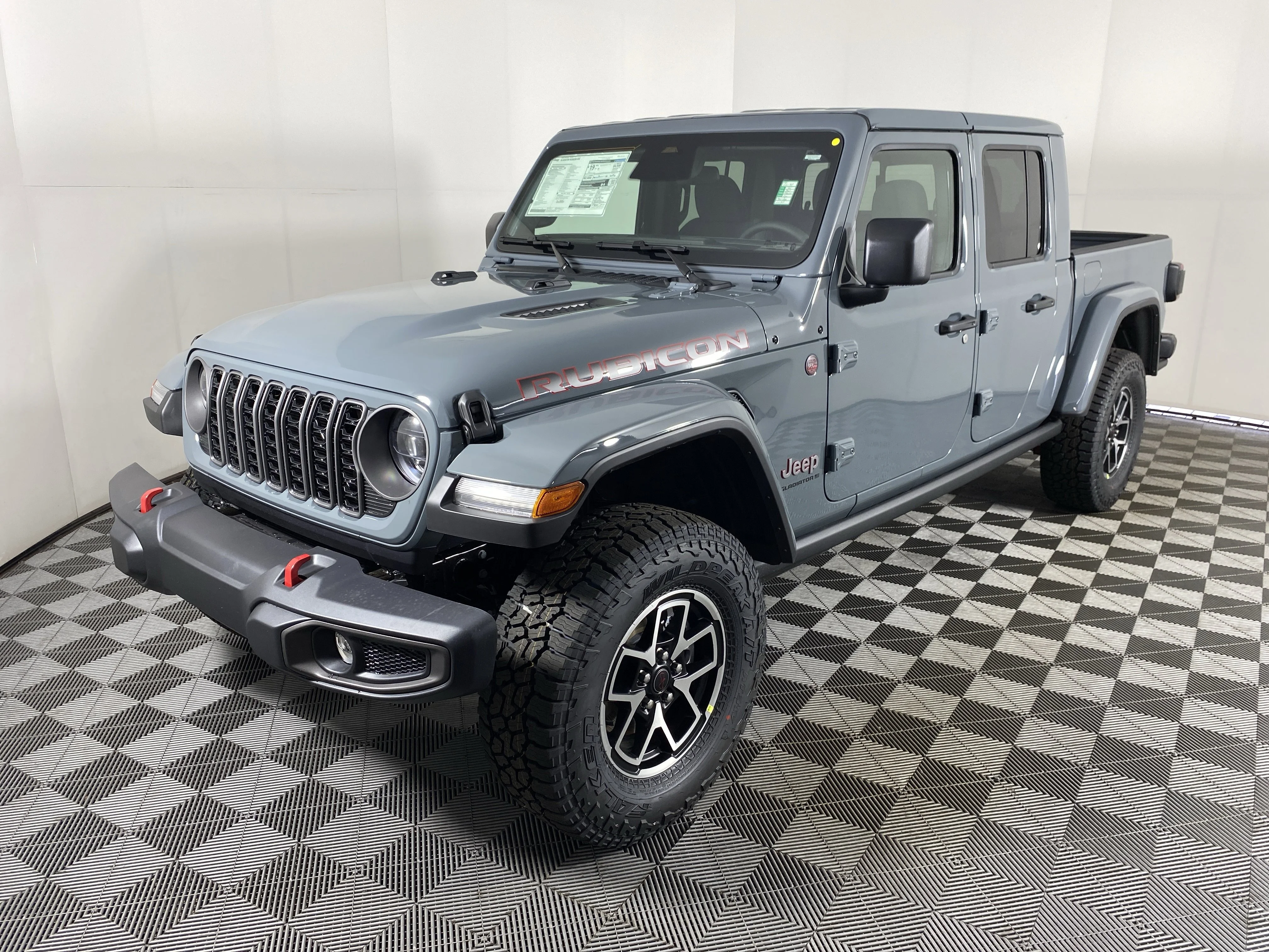 New 2026 Anvil Clear-Coat Exterior Paint Jeep Rubicon image 9