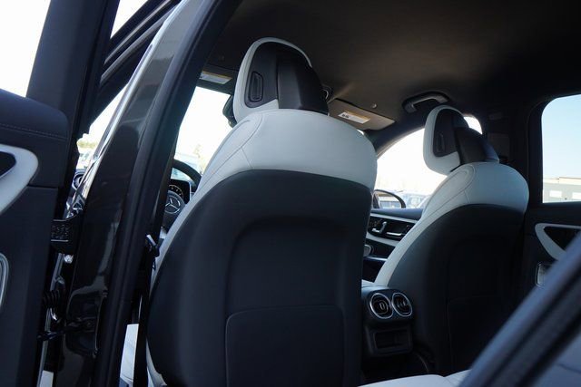 New 2026 Graphite Grey Metallic Mercedes-Benz GLC 300 image 58