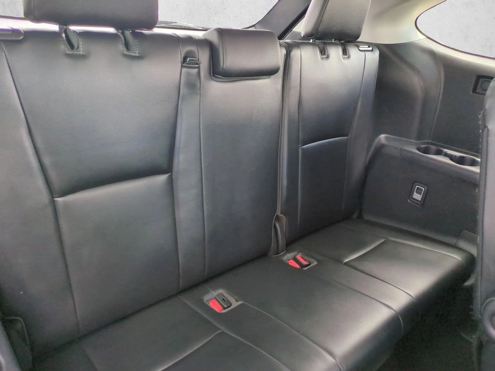 Used 2020 Celestial Silver Metallic Toyota XLE image 19