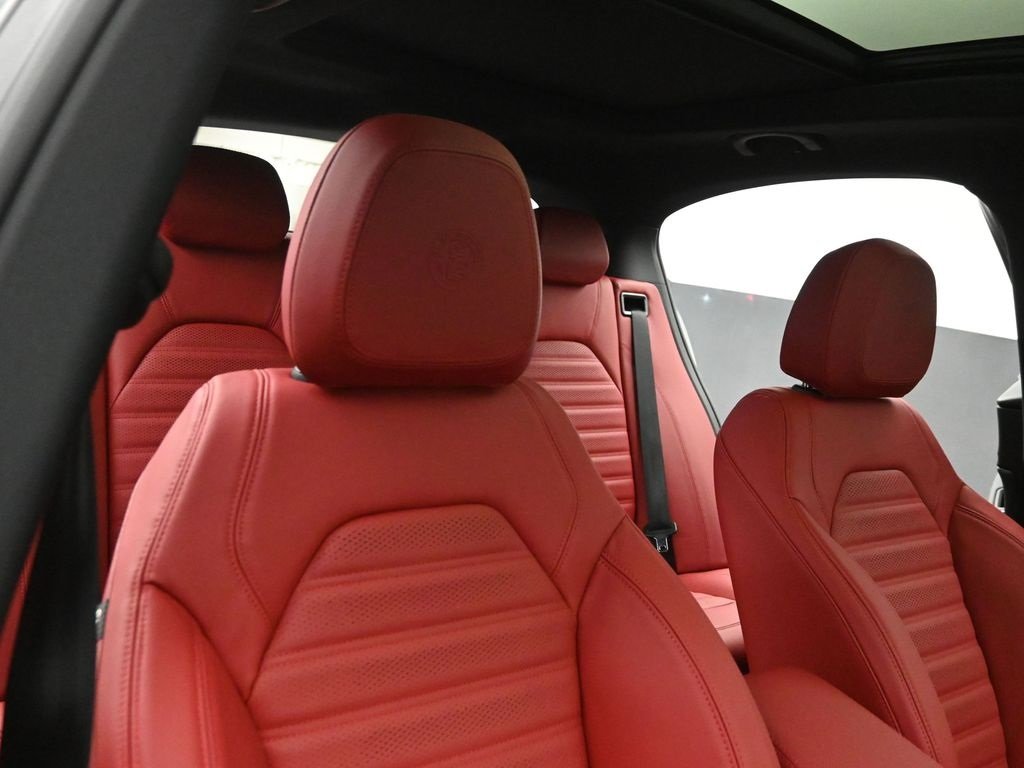 2025 ALFA ROMEO STELVIO - Image 29