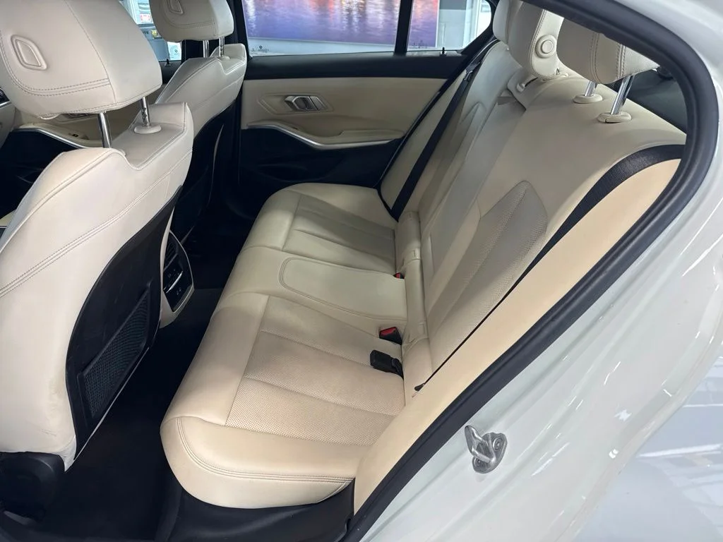 Used 2023 White BMW 330e iPerformance image 11