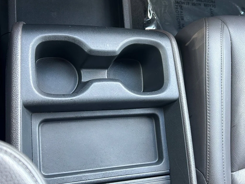 Used 2018 Silver Honda EX-L image 20