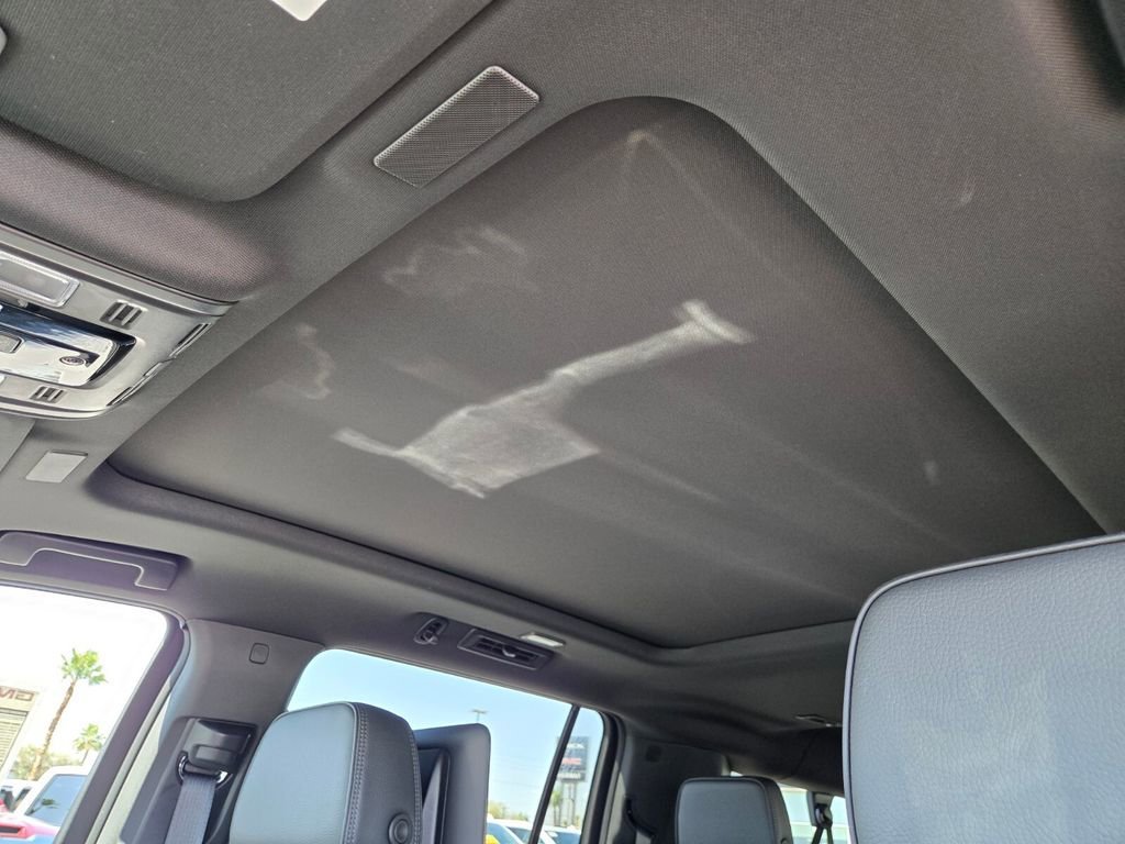 2026 GMC Yukon XL Denali - Photo 7