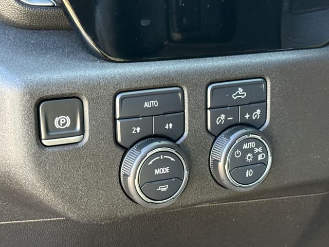 Used 2025 Black Chevrolet RST image 22