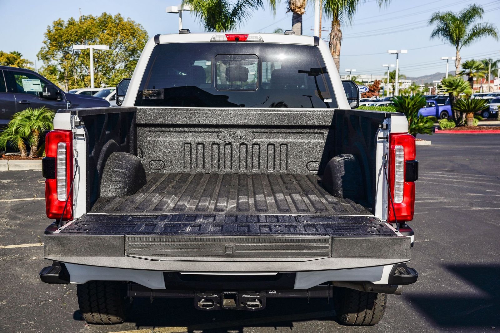 New 2026 Star White Metallic Tri-Coat Ford F-250® Lariat® image 26