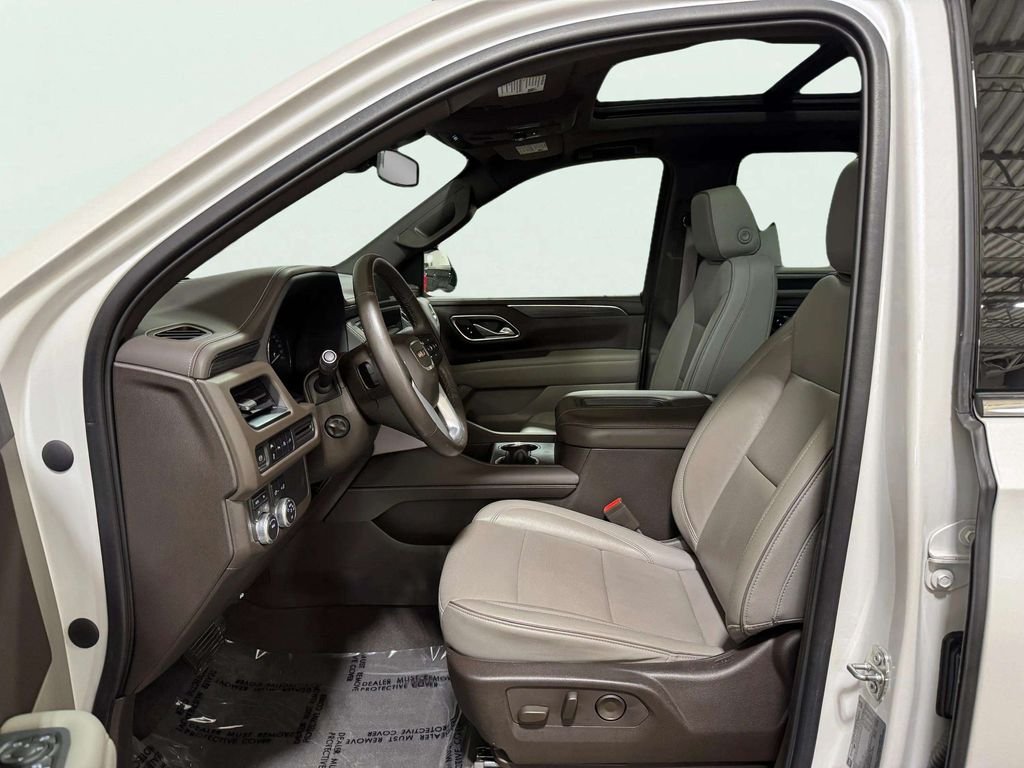 Used 2021 White GMC SLT image 24