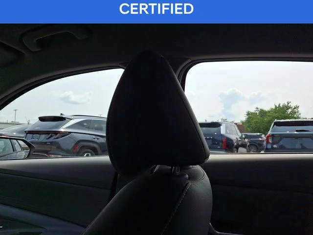 Used 2023 Black Hyundai SEL image 17