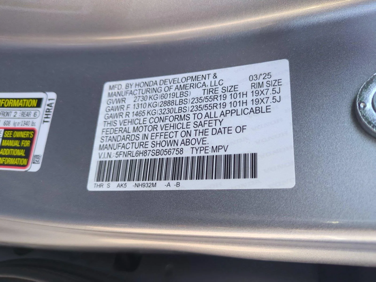 Used 2025 Solar Silver Metallic Honda Touring image 44