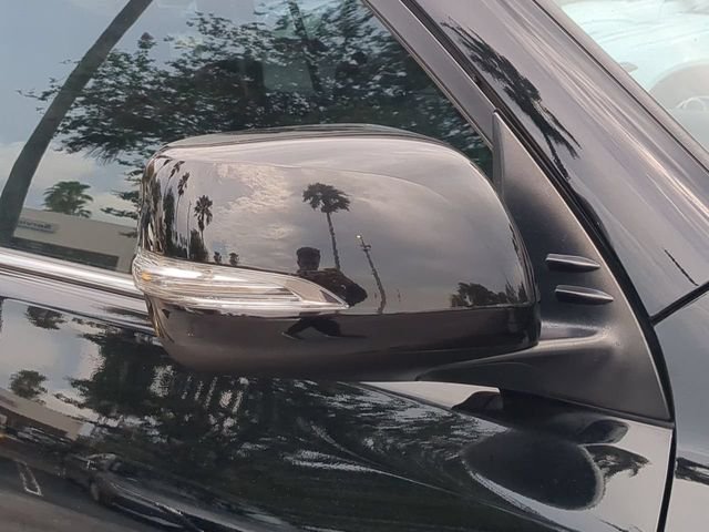 Used 2020 Black Lexus 460 image 12