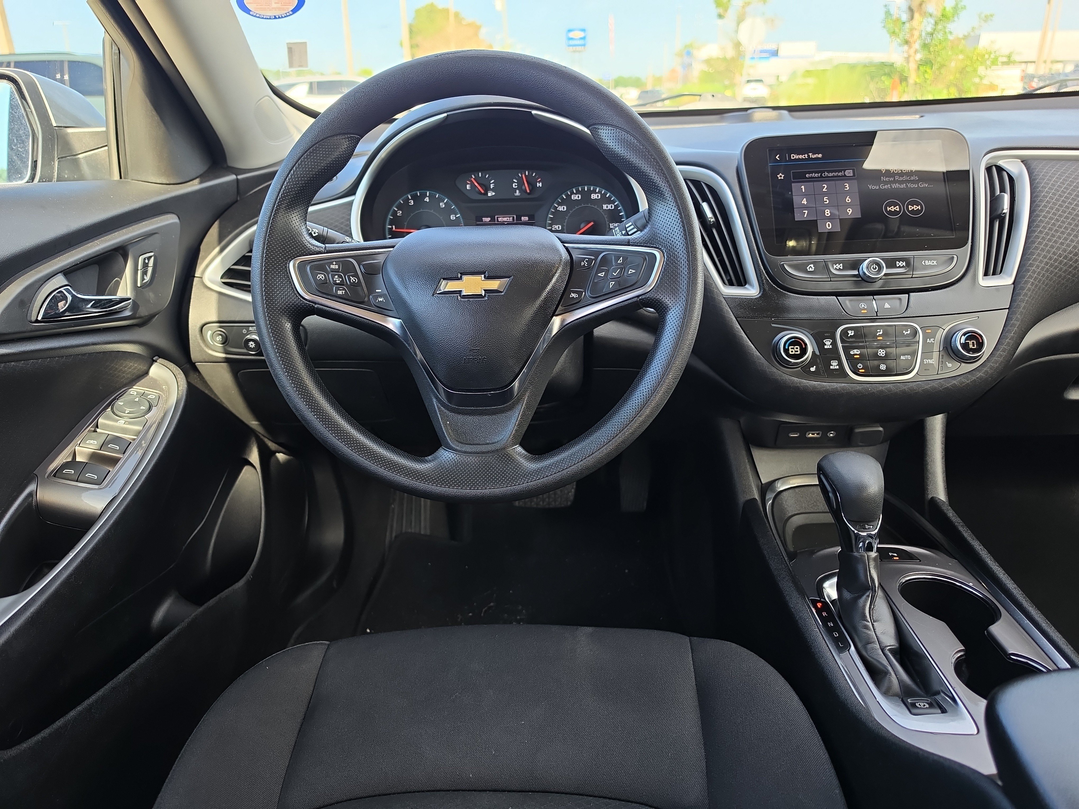 Used 2024 Sterling Gray Metallic Chevrolet 1LT image 11