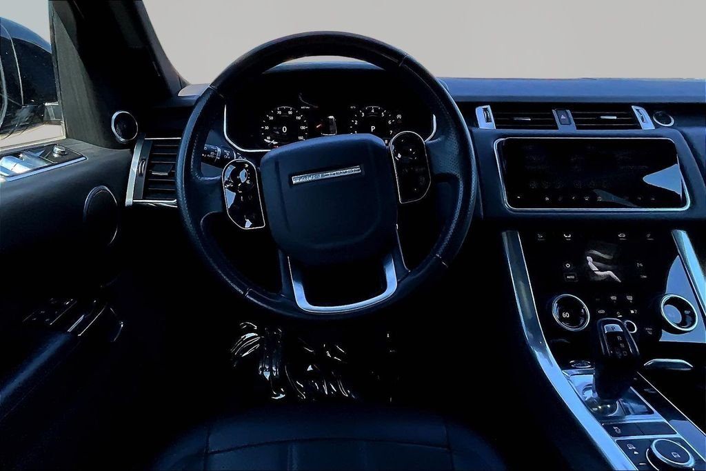 Used 2020  Land Rover HSE image 8