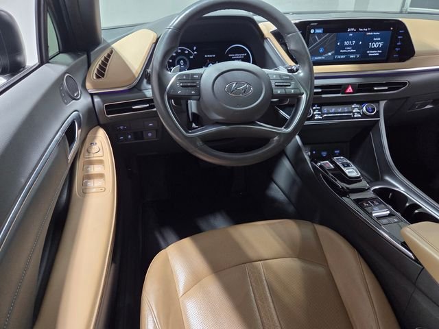 Used 2020 Black Hyundai Limited image 7