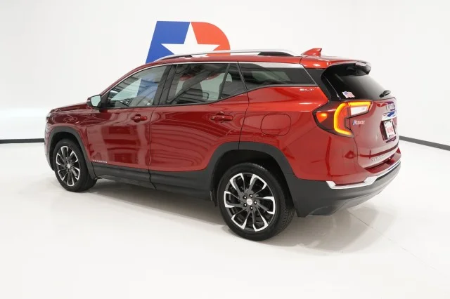 Used 2024  GMC SLT image 12