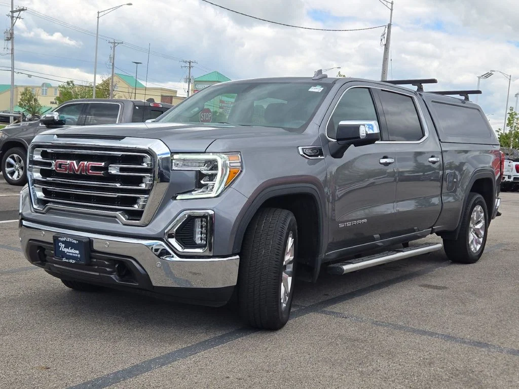 Used 2022 Gray GMC SLT image 7