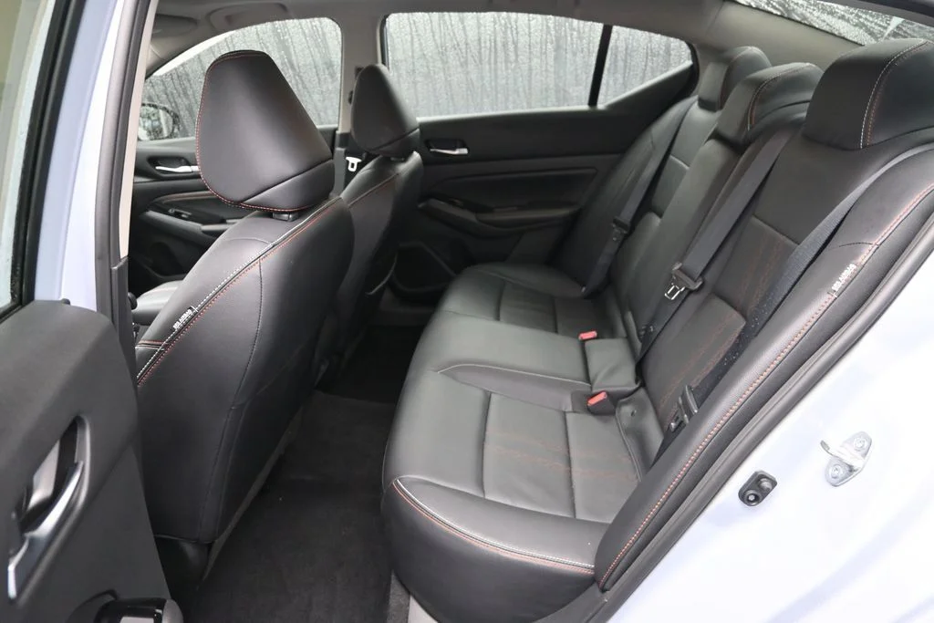 Used 2023 Gray Nissan 2.5 SR image 16