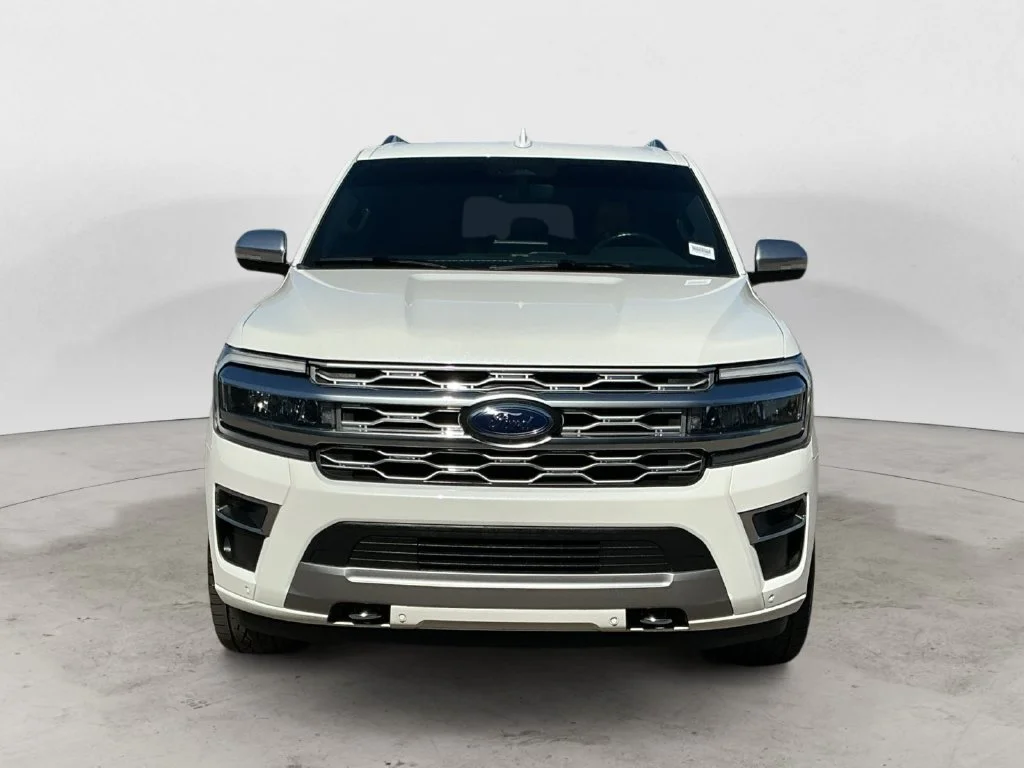 Used 2022 White Ford Platinum image 3