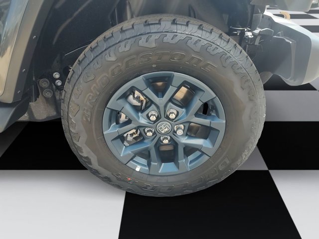New 2026 Granite Crystal Metallic Clearcoat Jeep 85th Anniversary Edition image 14