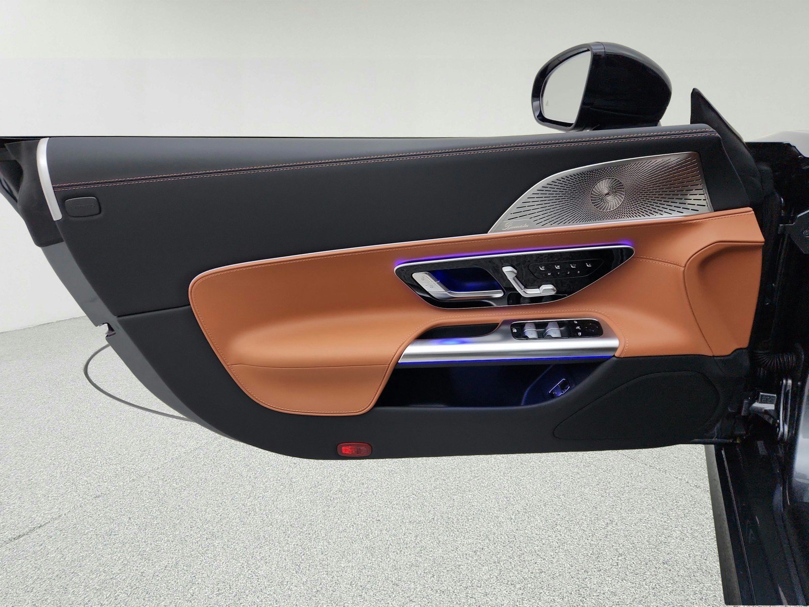 New 2027 Selenite Grey Metallic Mercedes-Benz AMG® SL 43 Roadster image 47