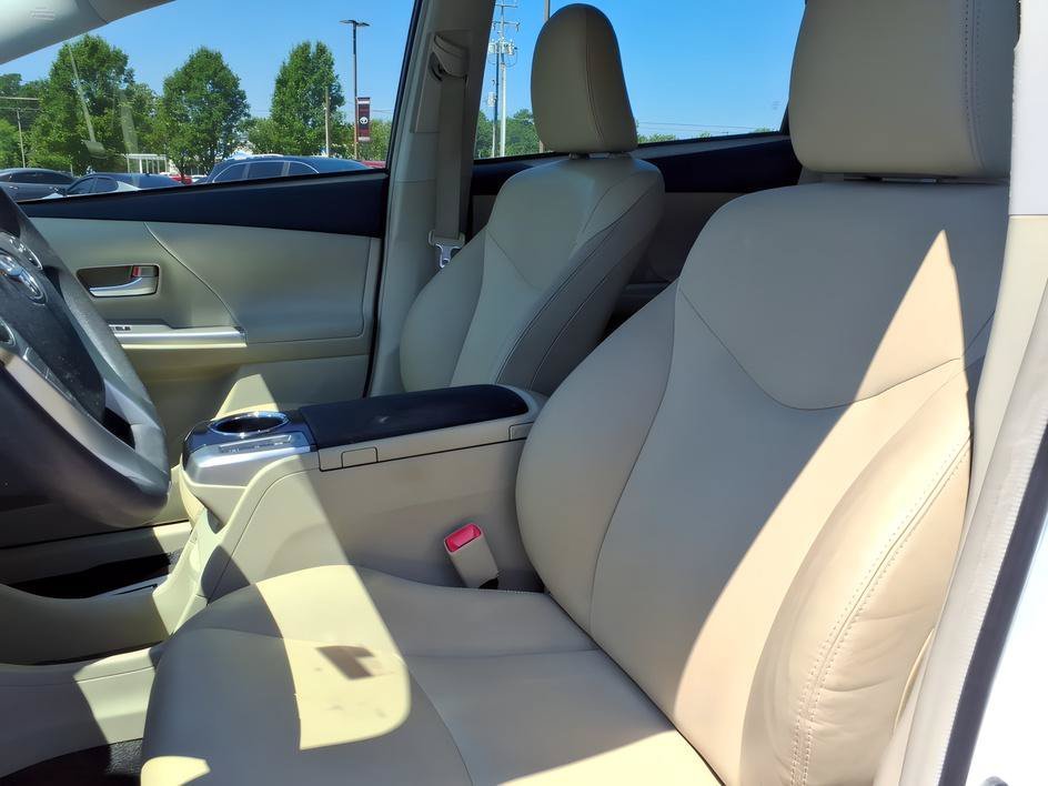 Used 2012 Blizzard Pearl Toyota Five image 14