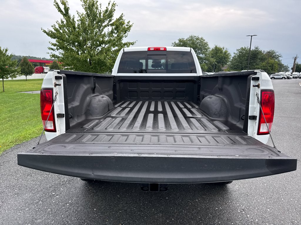 Used 2015 Bright White Clearcoat Ram Big Horn image 13