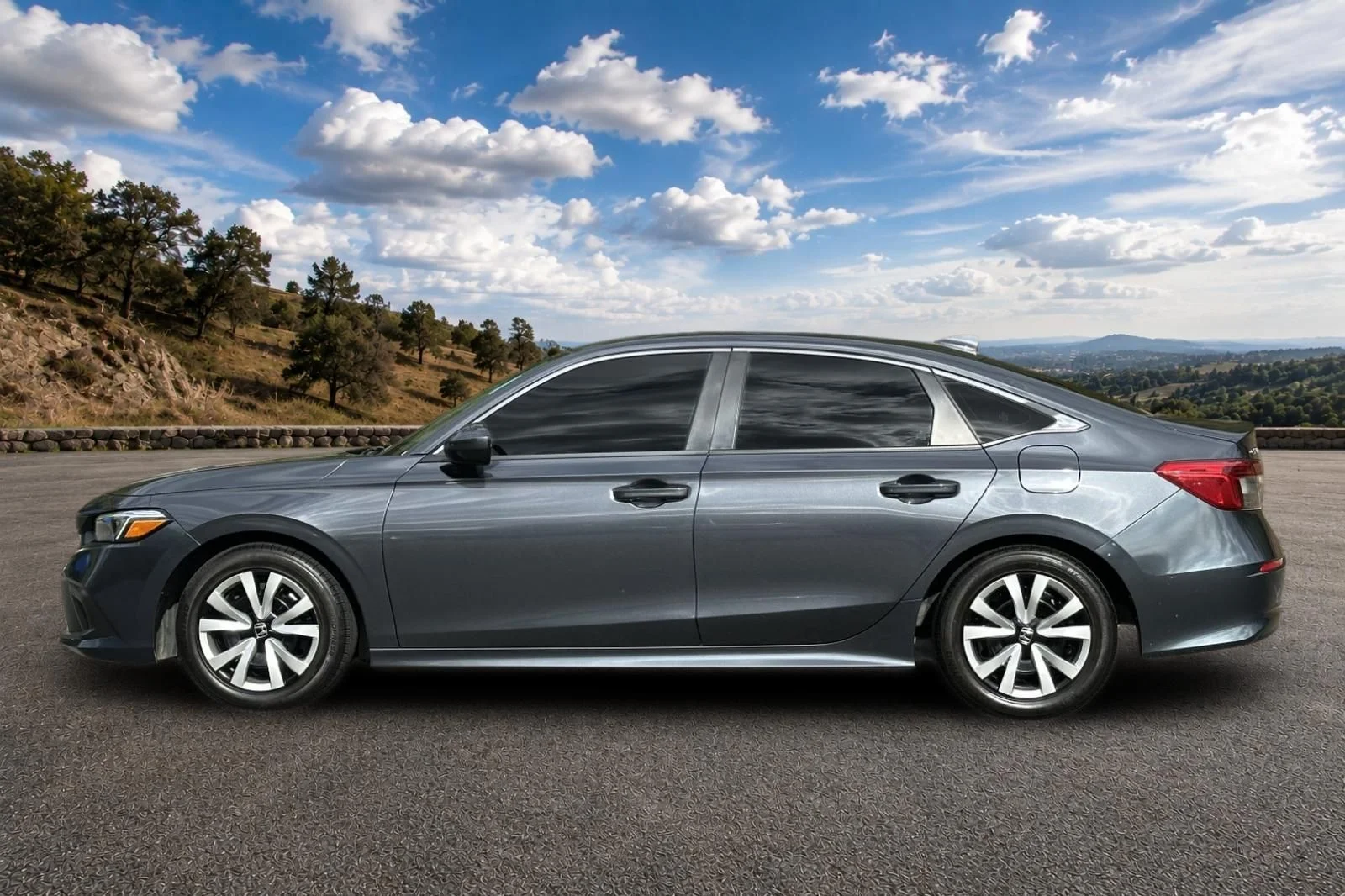 Used 2023 Meteorite Gray Metallic Honda LX image 8