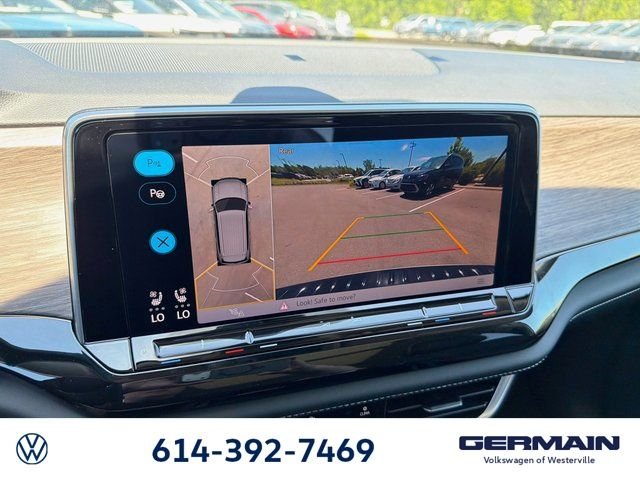 New 2026 Opal White Pearl Volkswagen 2.0T SEL Premium R-Line image 28