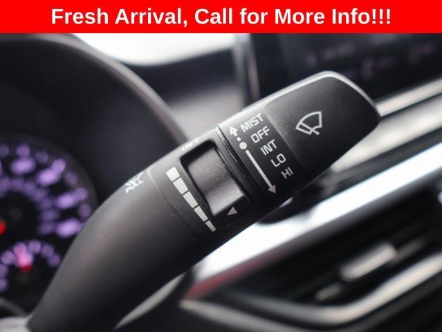 Used 2022  Kia LXS image 31