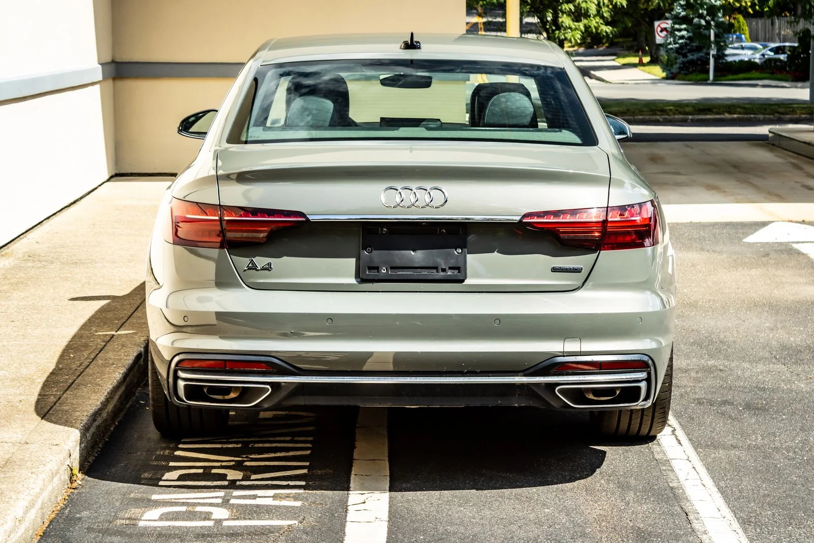 2023 Audi A4 Premium Plus - Photo 6