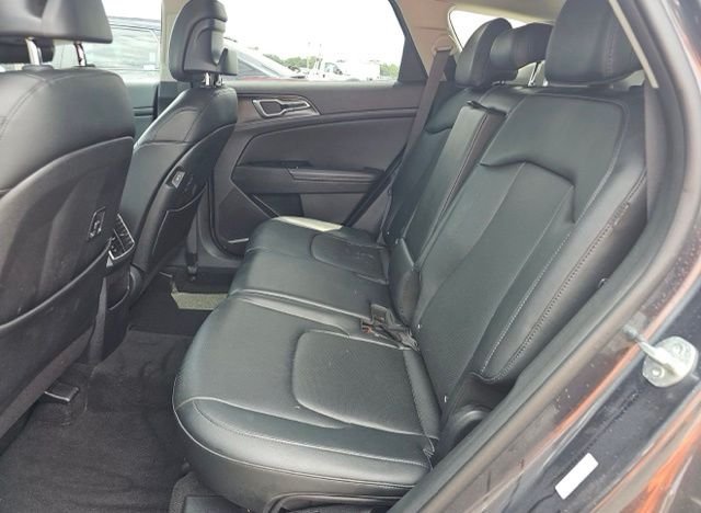 Used 2024 Gravity Gray Kia EX image 10