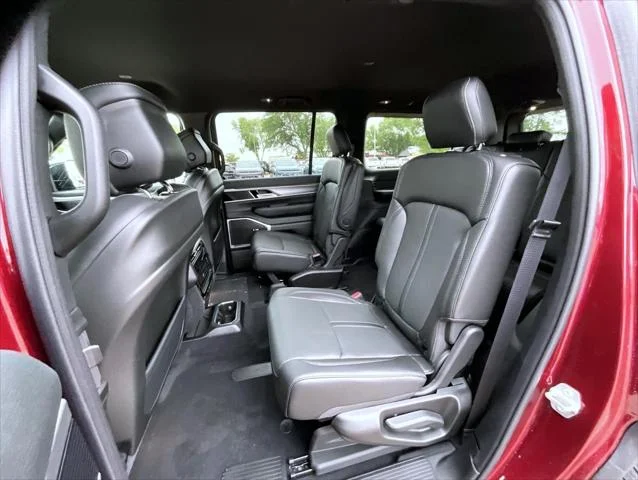 New 2026 Velvet Red Pearlcoat (DISC) Jeep Grand Wagoneer image 12