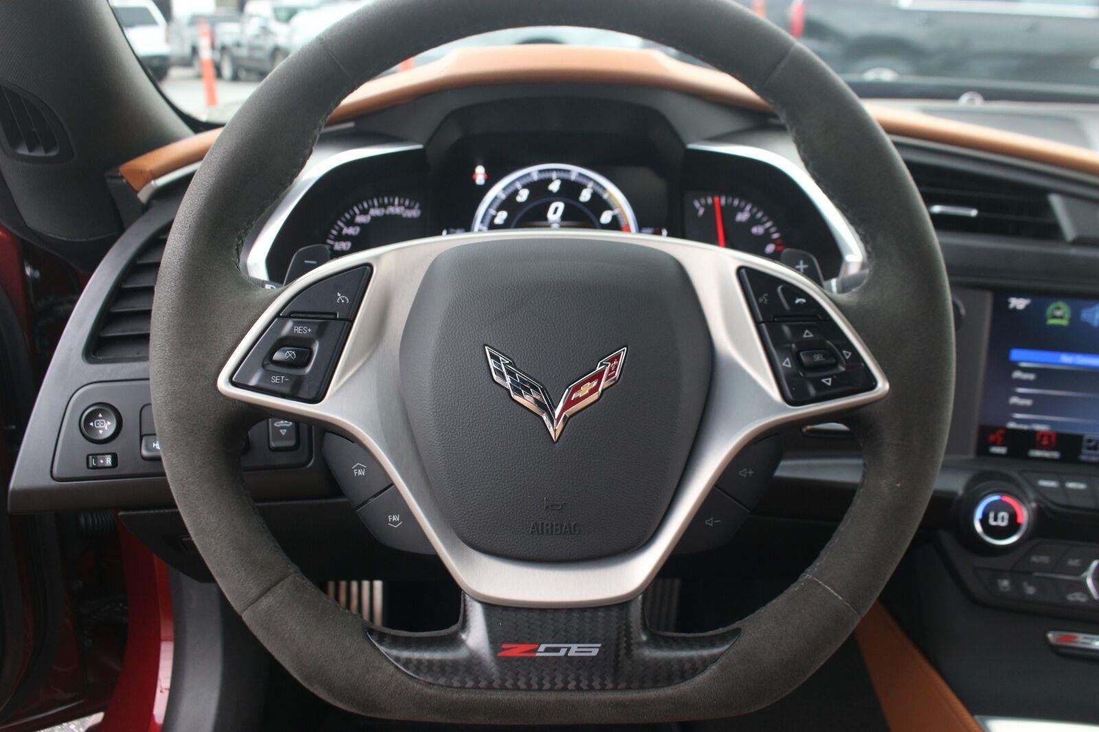 Used 2019 LONG BEACH RED METALLIC TINTCOAT Chevrolet Z06 2LZ image 19
