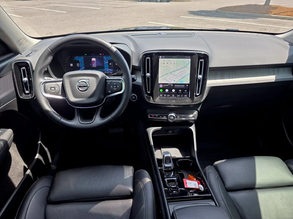 Used 2026  Volvo Plus image 23