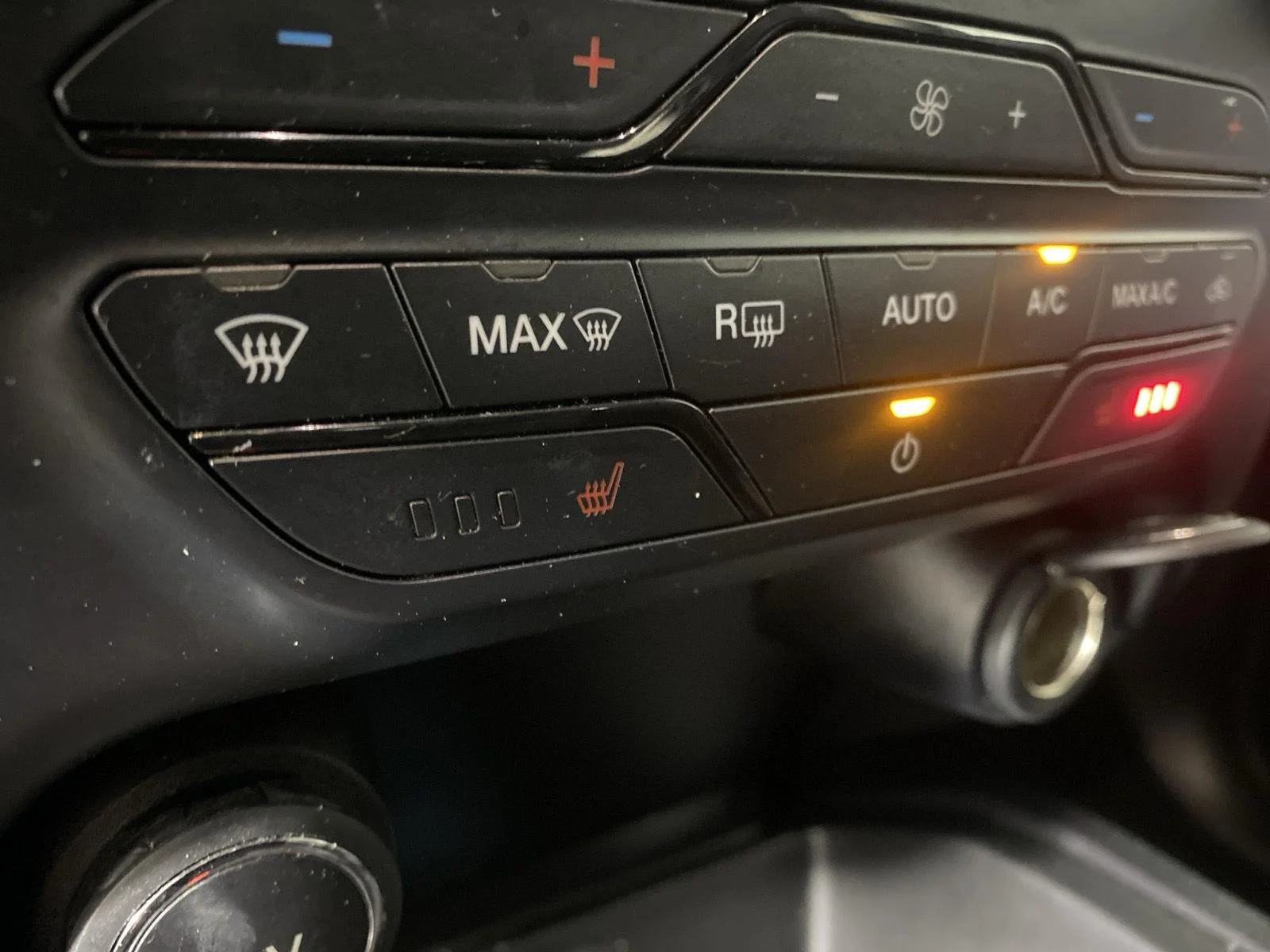 Used 2021 Shadow Black Ford LARIAT image 25