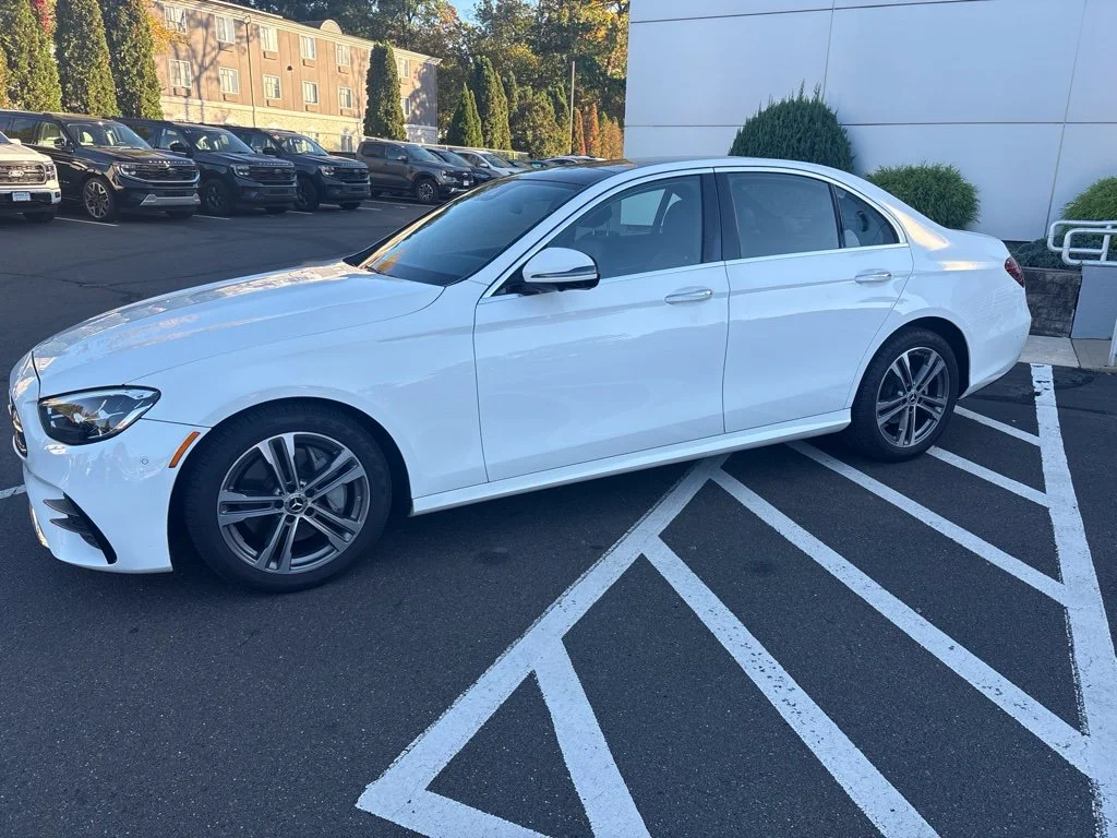 Used 2023  Mercedes-Benz E 350 image 6