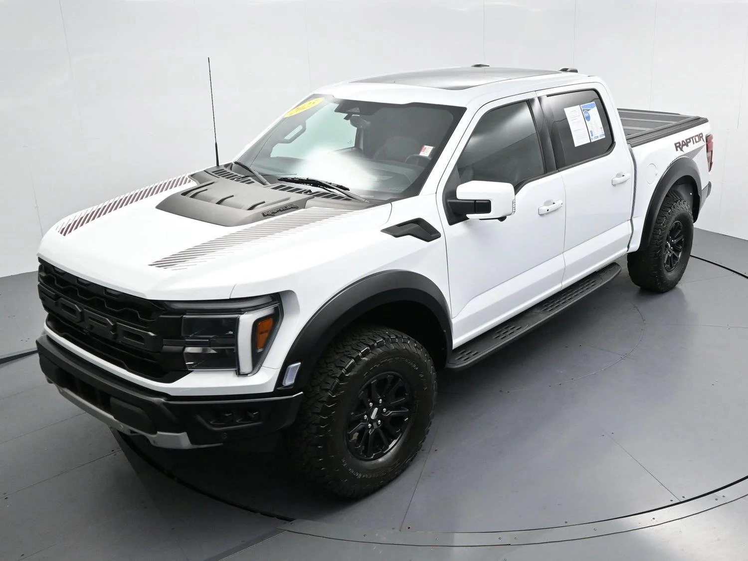 Used 2025 Oxford White Ford Raptor image 42