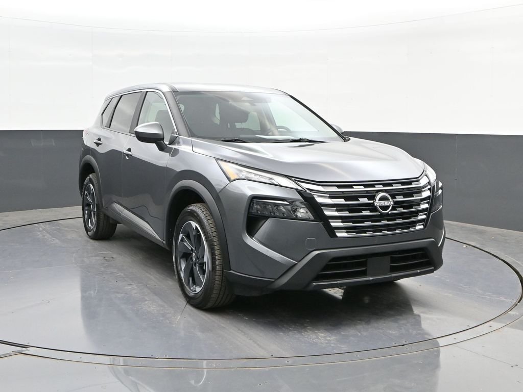Used 2025 Gray Nissan SV image 22