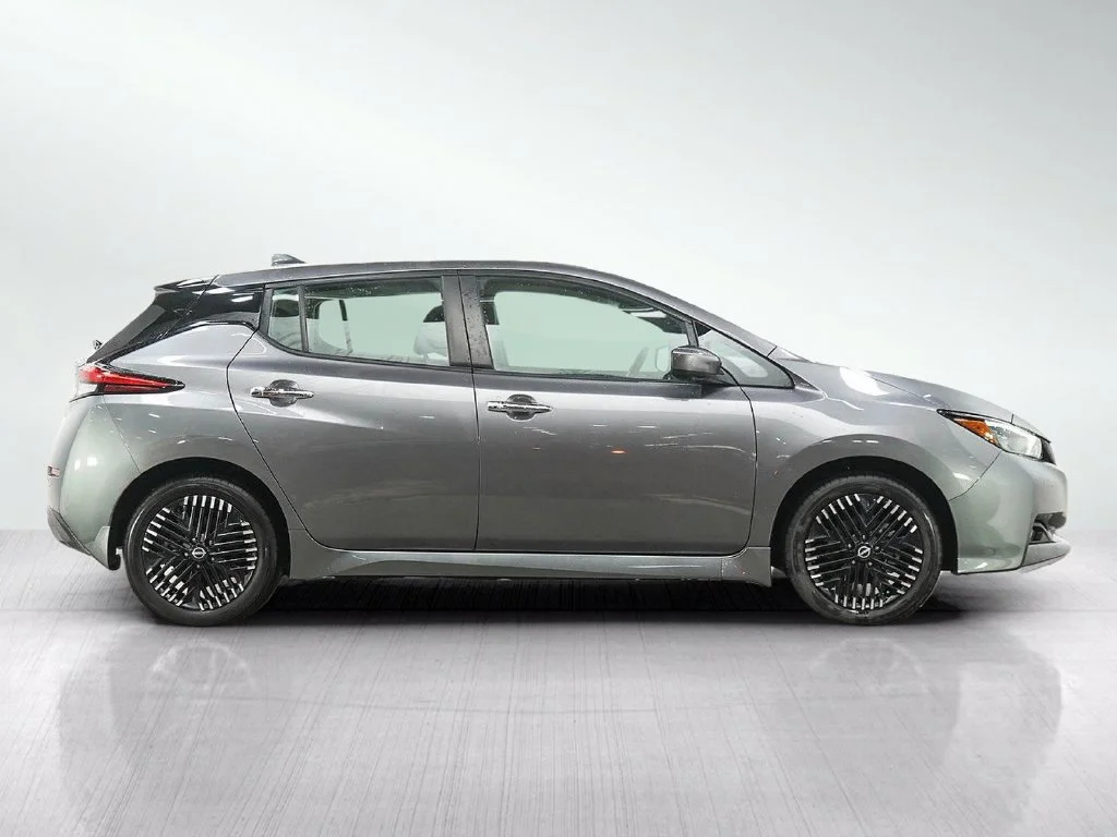 Used 2024 Gun Metallic Nissan SV Plus image 7