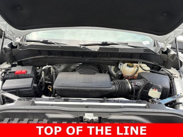 Used 2022 Iridescent Pearl Tricoat Chevrolet High Country image 11