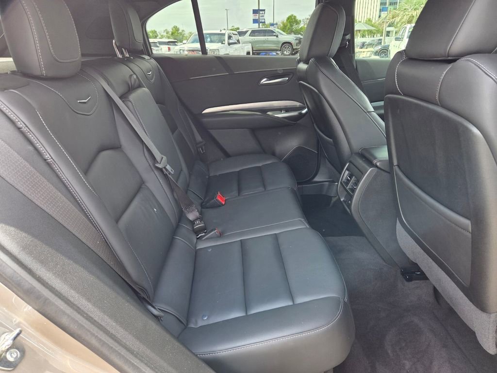 2025 Cadillac XT4 Premium Luxury - Photo 15