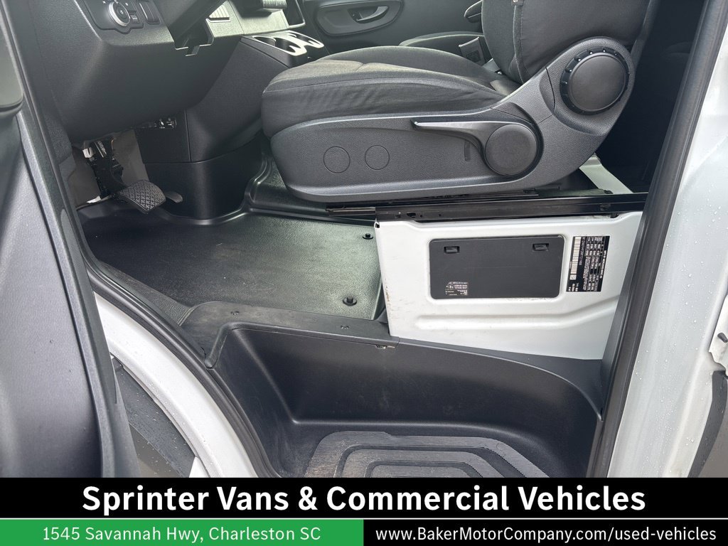 Used 2024  Mercedes-Benz Passenger 144 WB image 44