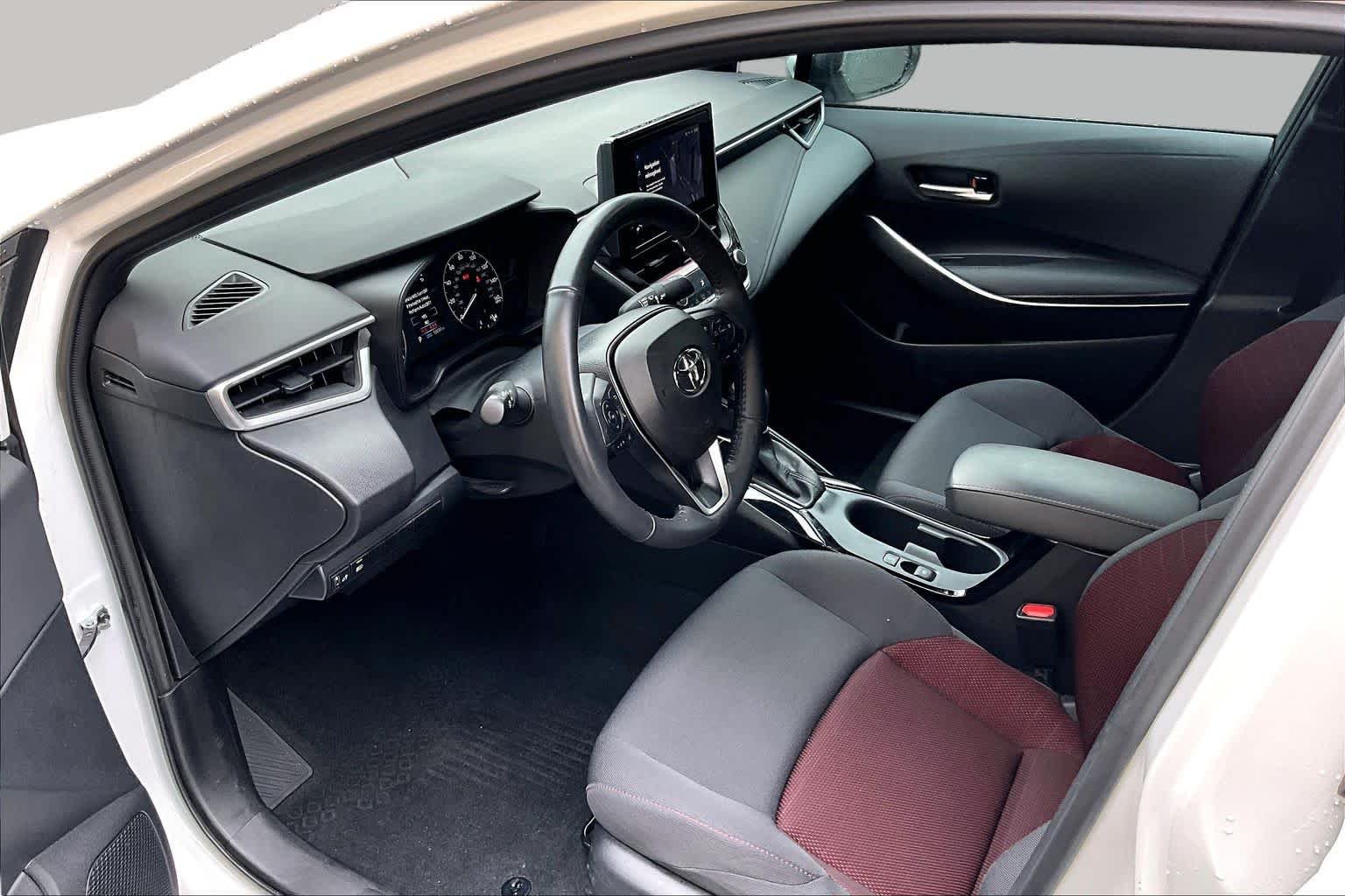 Certified Used 2024 Ice Cap Toyota SE image 17