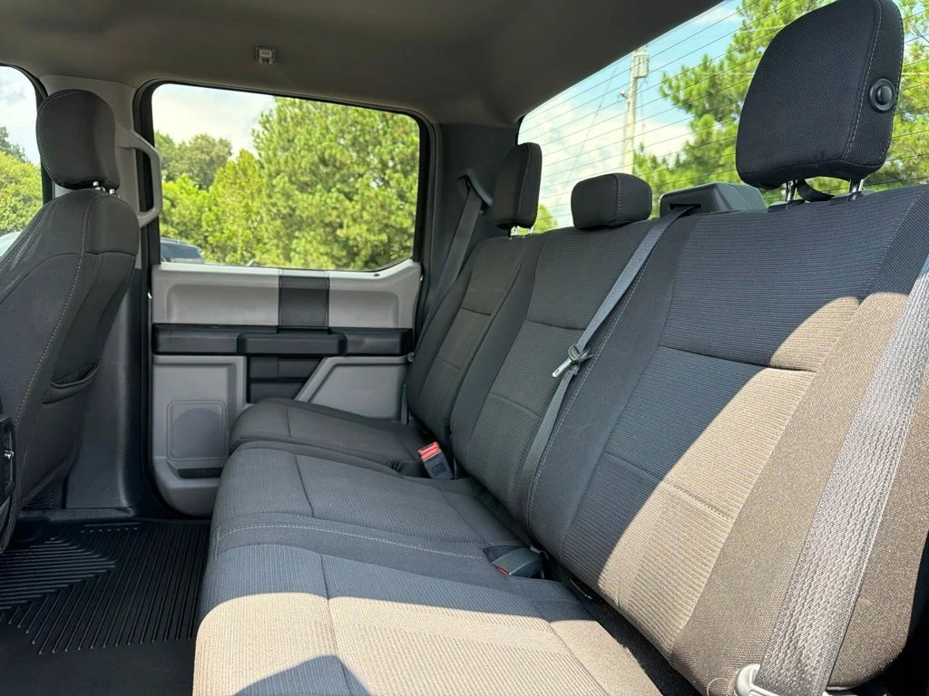 Used 2018 Gray Ford XL image 17