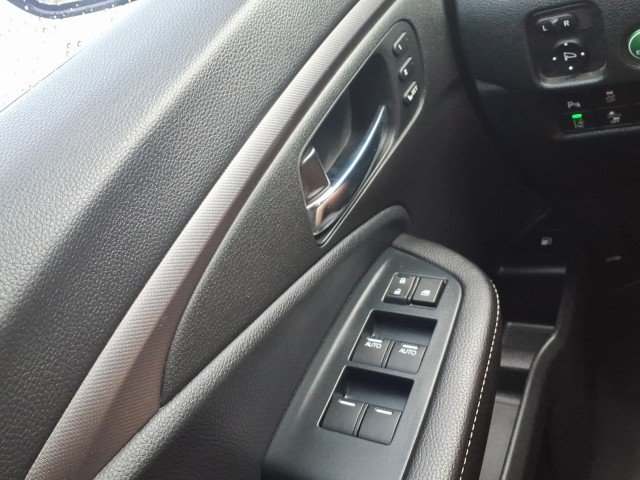 Certified Used 2023 Modern Steel Metallic Honda AWD RTL-E image 27