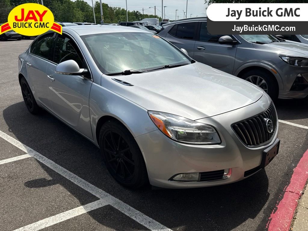 2012 Buick Regal's photo